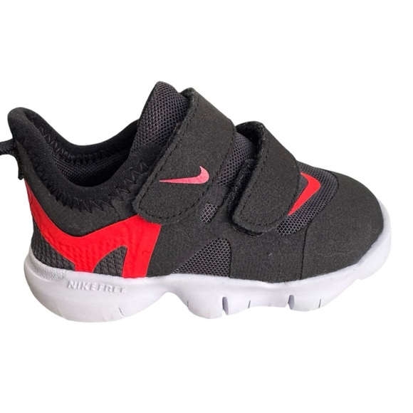 Nike Black and Red Sneakers with Velcro Closure - Picture 1 of 9